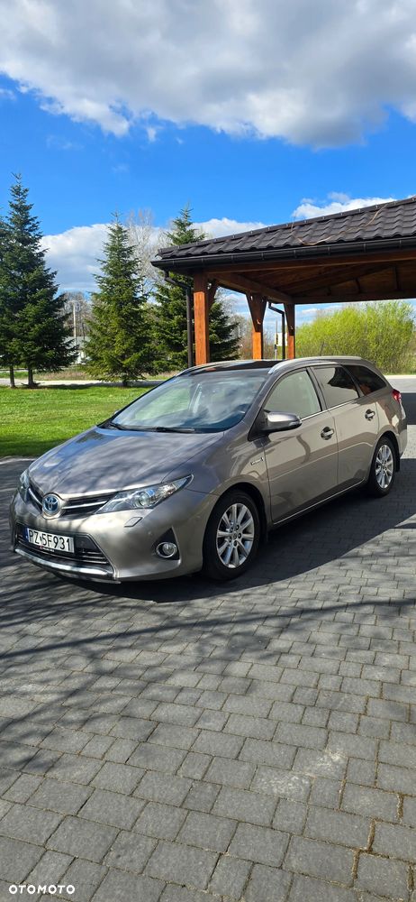 Toyota Auris 1.8 HSD Prestige - 1