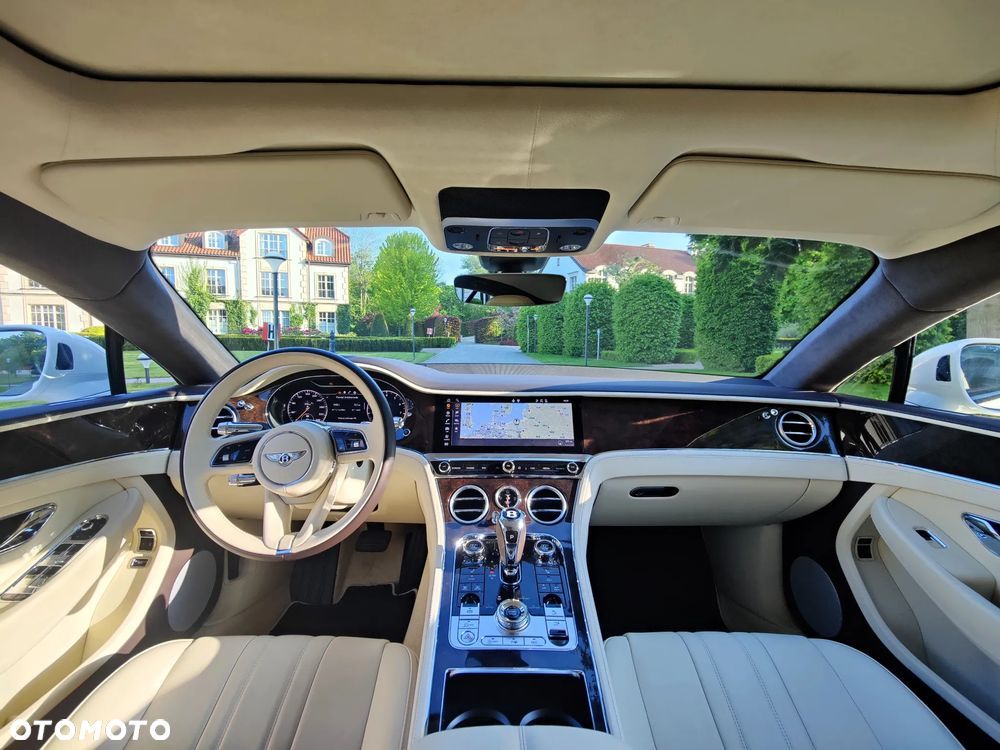 Bentley Continental GT New V8 S - 18
