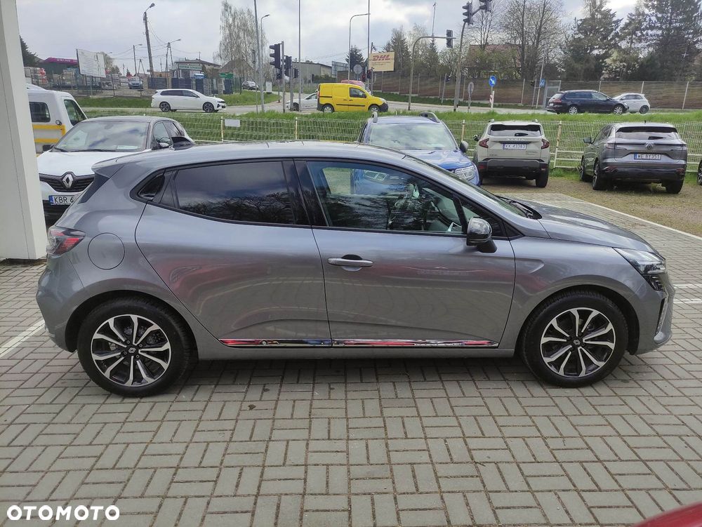 Renault Clio 1.0 TCe Techno - 8