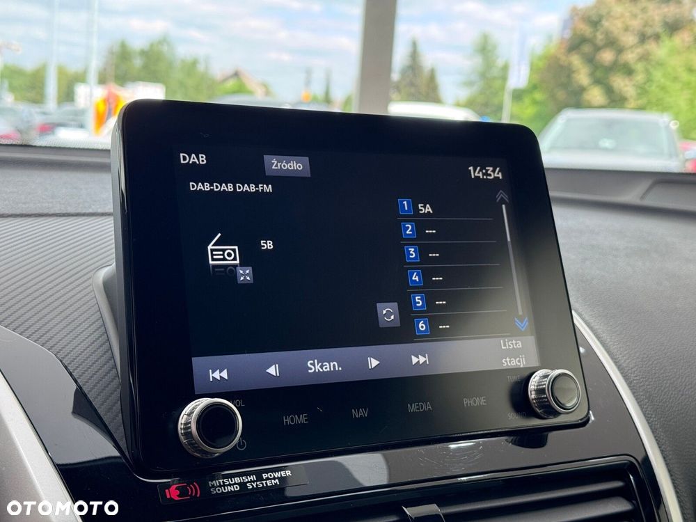 Mitsubishi Eclipse Cross - 33