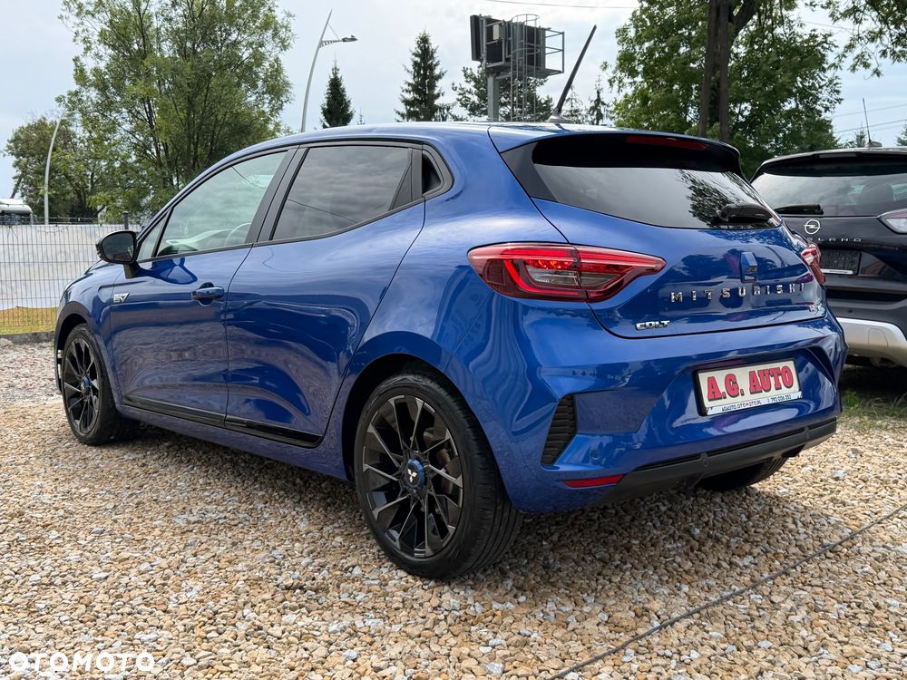 Mitsubishi Colt - 5