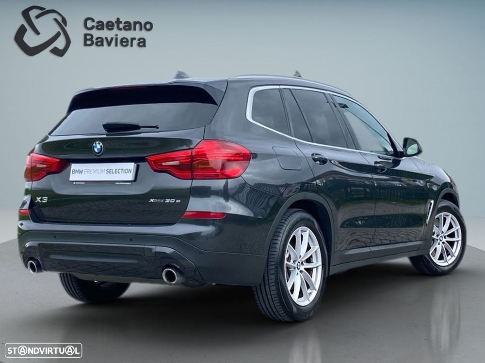 BMW X3 30 e xDrive Advantage - 2