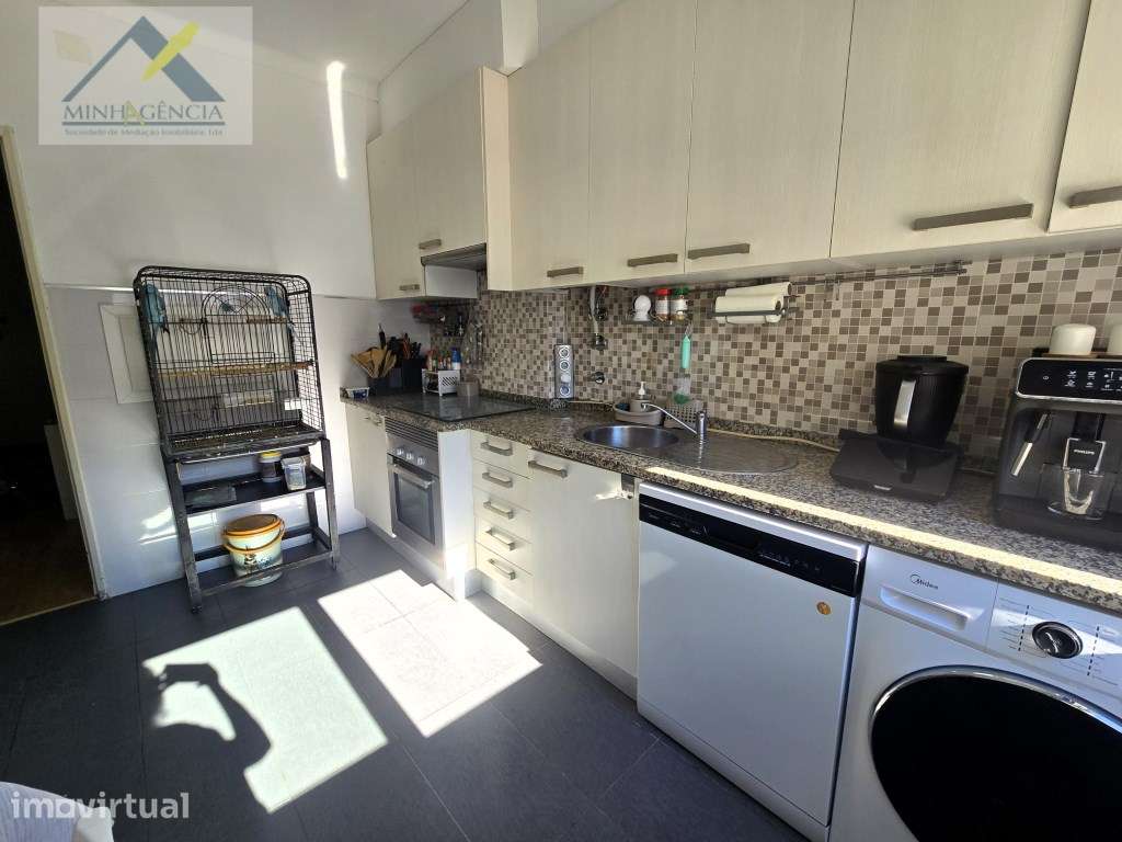 Apartamento T2 na Camarinha em Setúbal - Grande imagem: 2/22