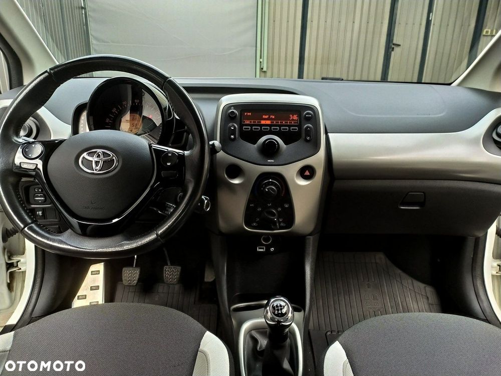 Toyota Aygo 1.0 VVT-i Sprint EU6 - 18