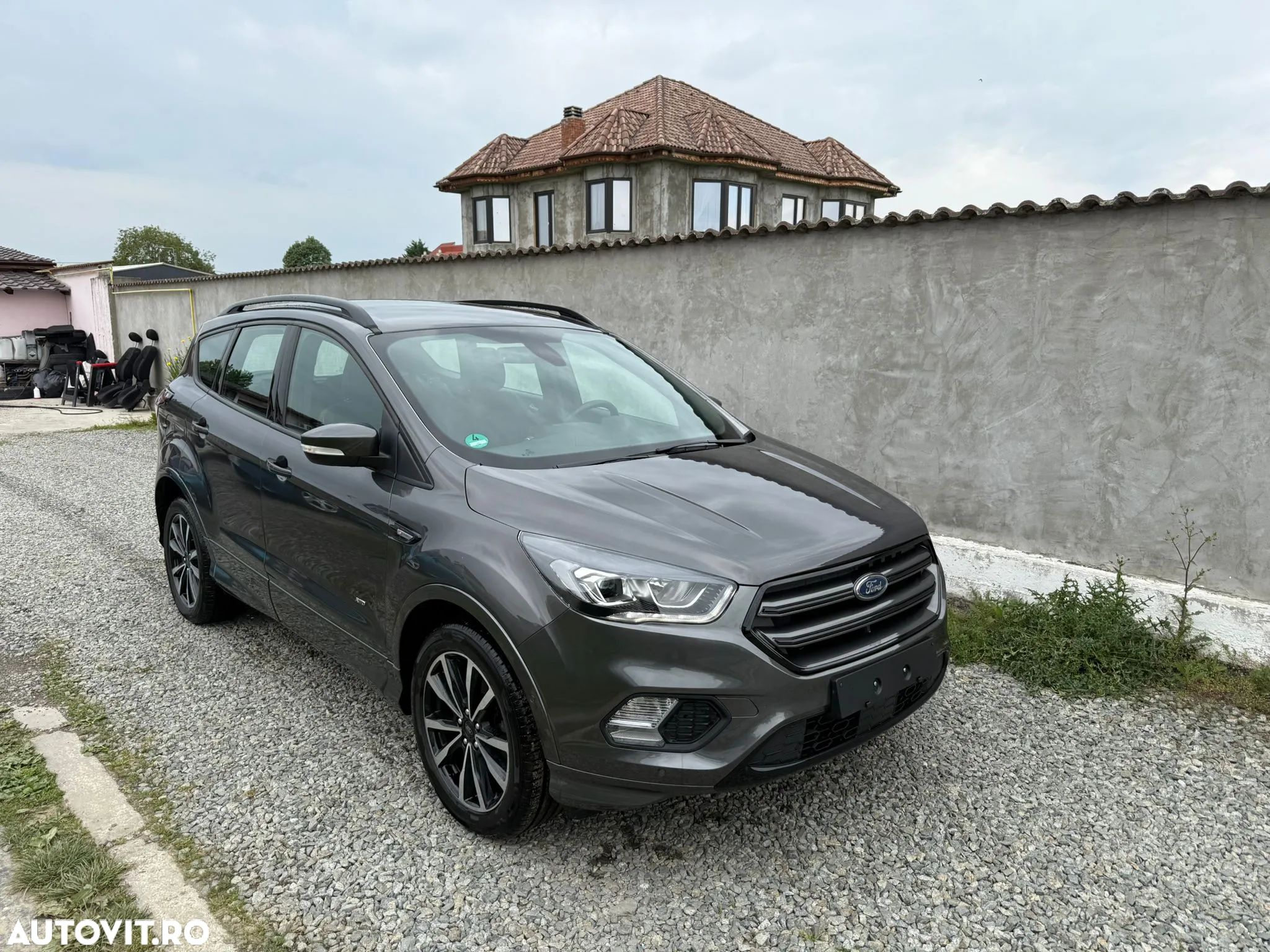 Ford Kuga 2.0 TDCi 4WD Powershift ST-Line - 1