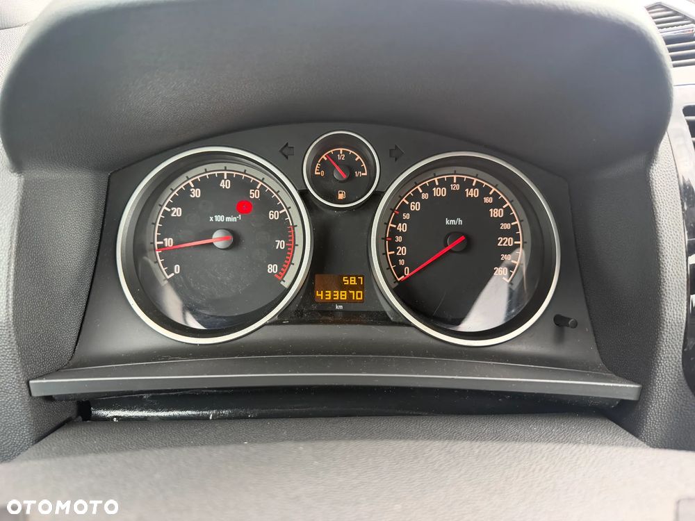 Opel Zafira - 14