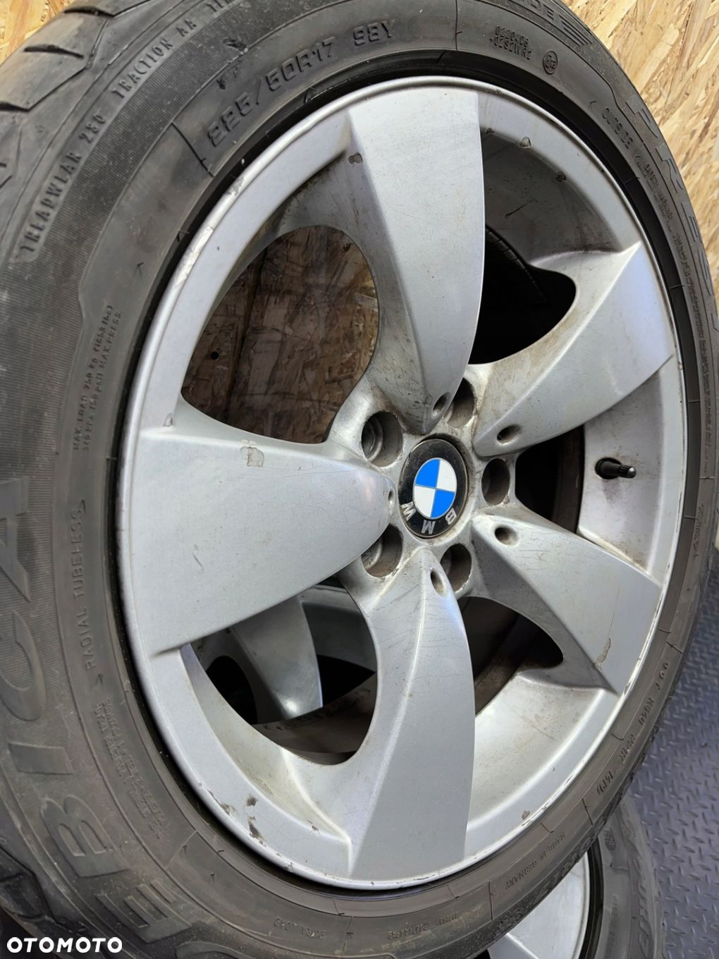 FELGI ALUMINIOWE 4X BMW OE 7.5x17 5x120 ET20 STYLING 138 OE 6762001 - 9
