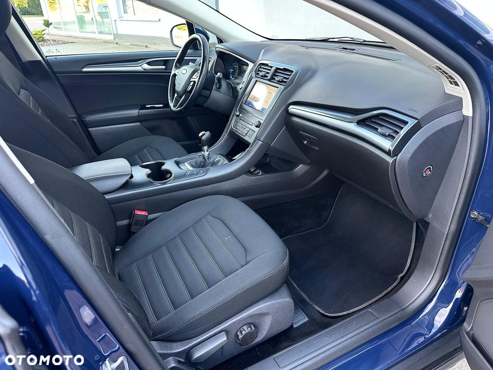 Ford Mondeo - 17