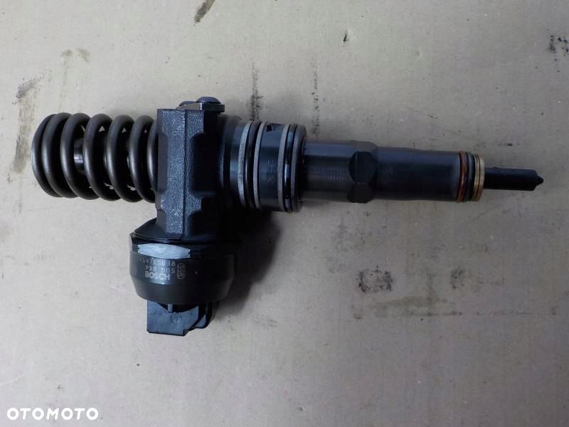 VOLKSWAGEN SHARAN POMPOWTRYSKIWACZ 038130073AK - 1