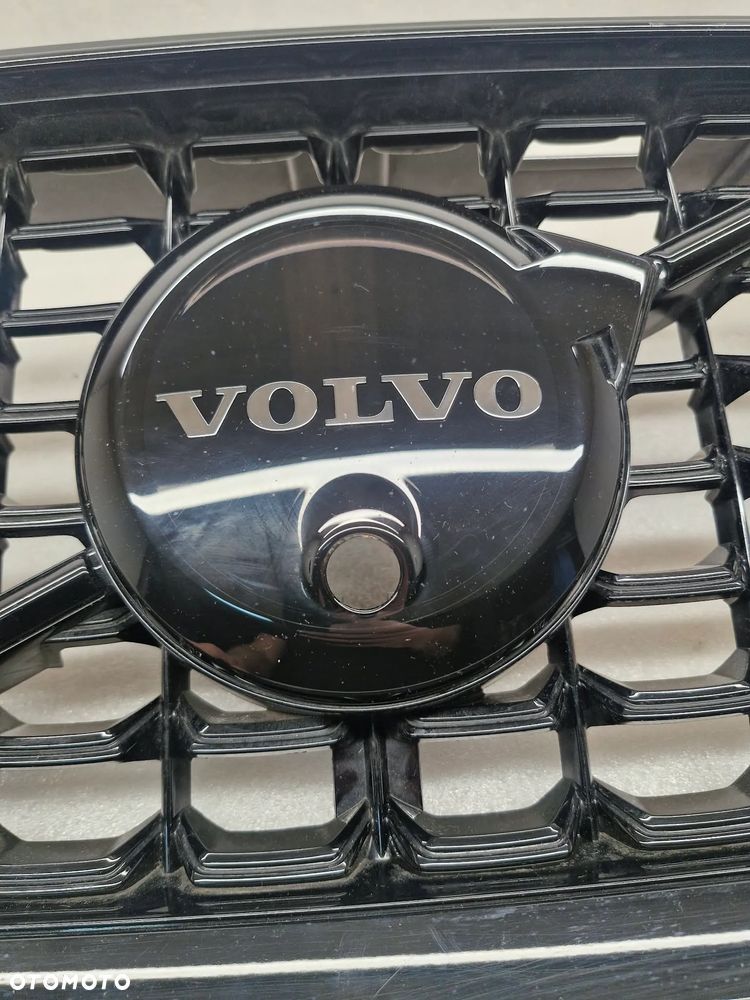 VOLVO XC60 II R DESIGN LIFT GRILL/ATRAPA CHŁODNICY 32133812 - 12