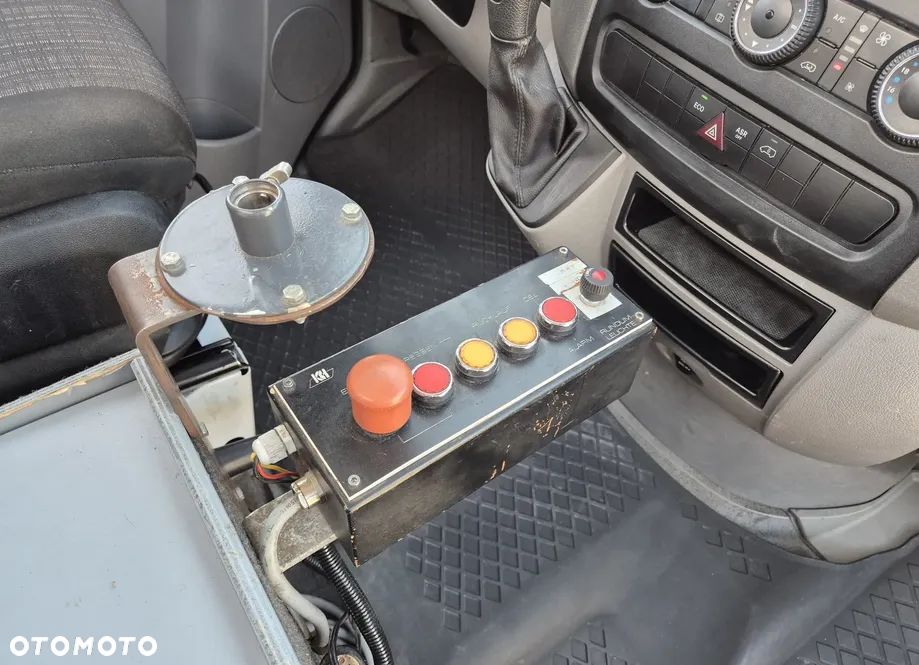 Mercedes-Benz Sprinter 316 CDi / RAMA DO ZABUDOWY / SUPER STAN / BRAK RDZY / AUTOMAT / 2 MIEJSCA / SERWISOWANY - 17