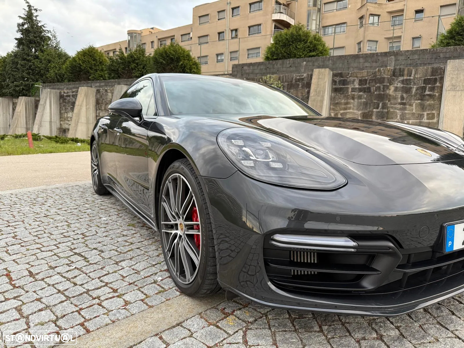 Porsche Panamera 4 S - 10