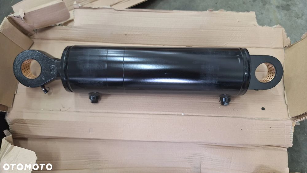 Manitou MLT 634 735 741 732 633 635  siłownik kompensacji tył ORYGINAŁ NOWY - 2