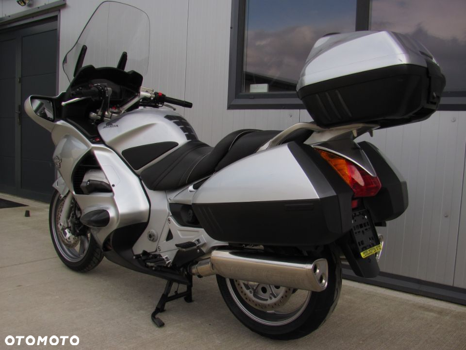 Honda ST - 18