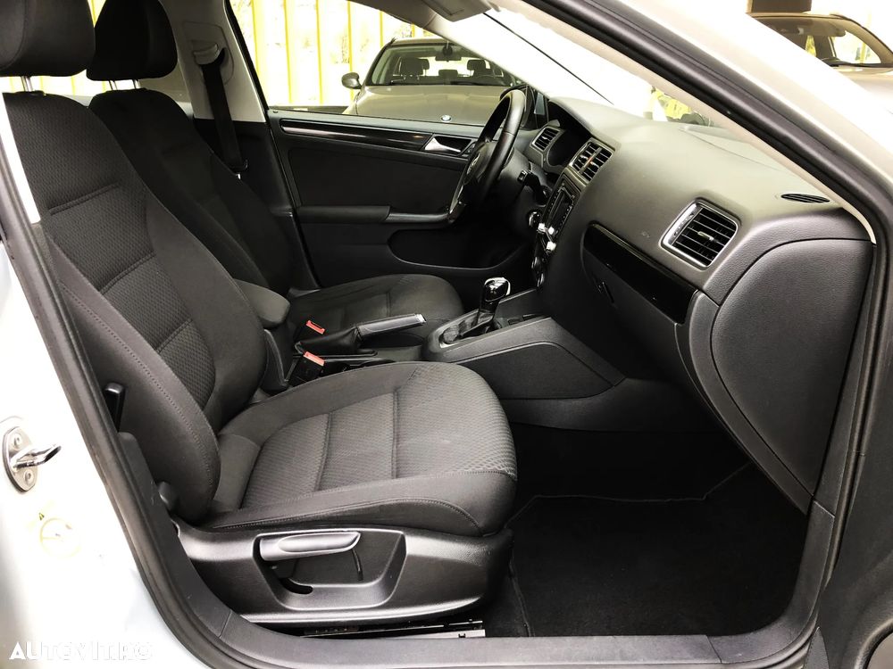 Volkswagen Jetta 1.6 TDI CR DPF DSG Highline - 12