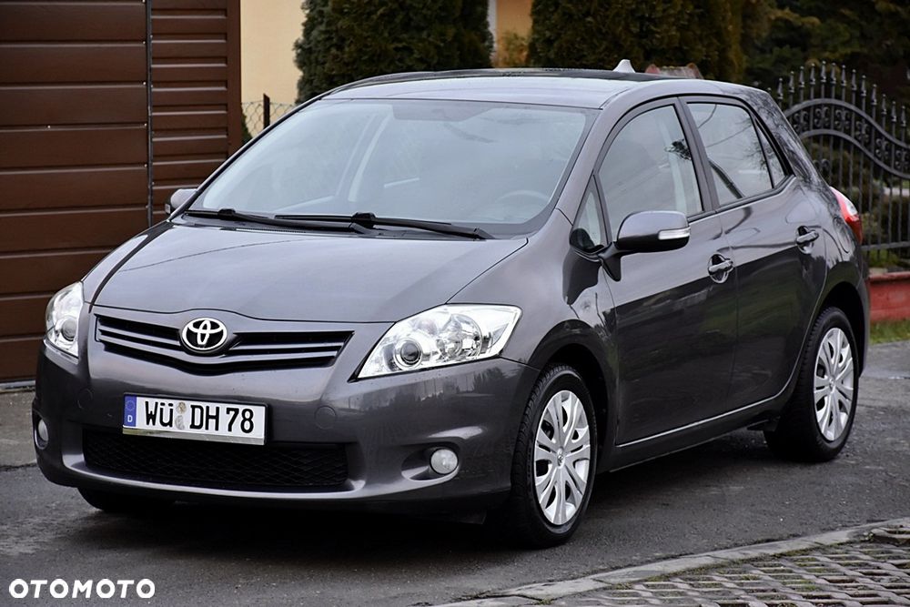 Toyota Auris 1.6 Edition - 2