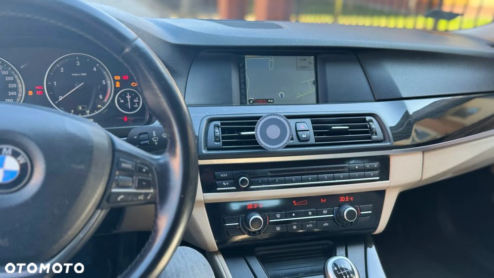 BMW Seria 5 520d Modern Line - 4