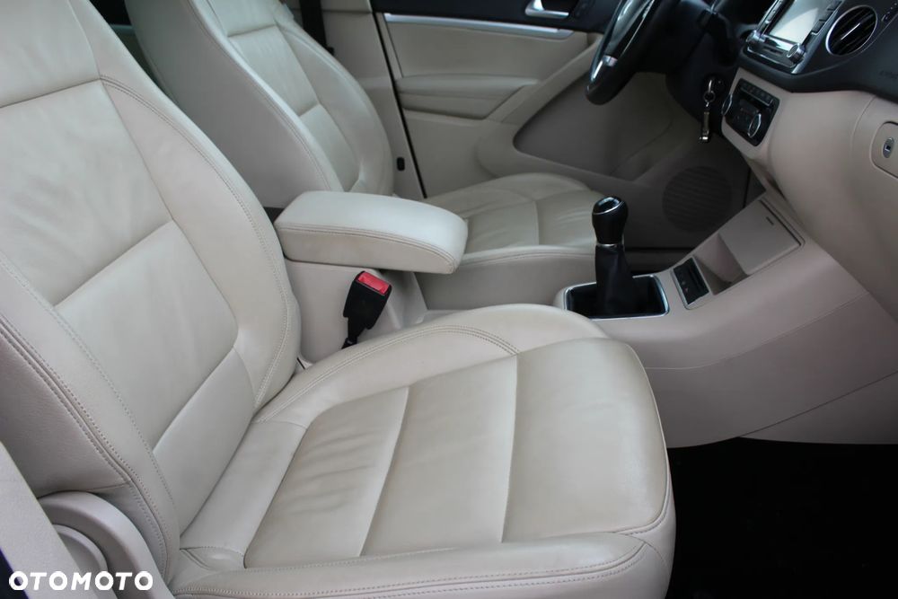 Volkswagen Tiguan 2.0 TDI DPF BlueMotion Technology Team - 9