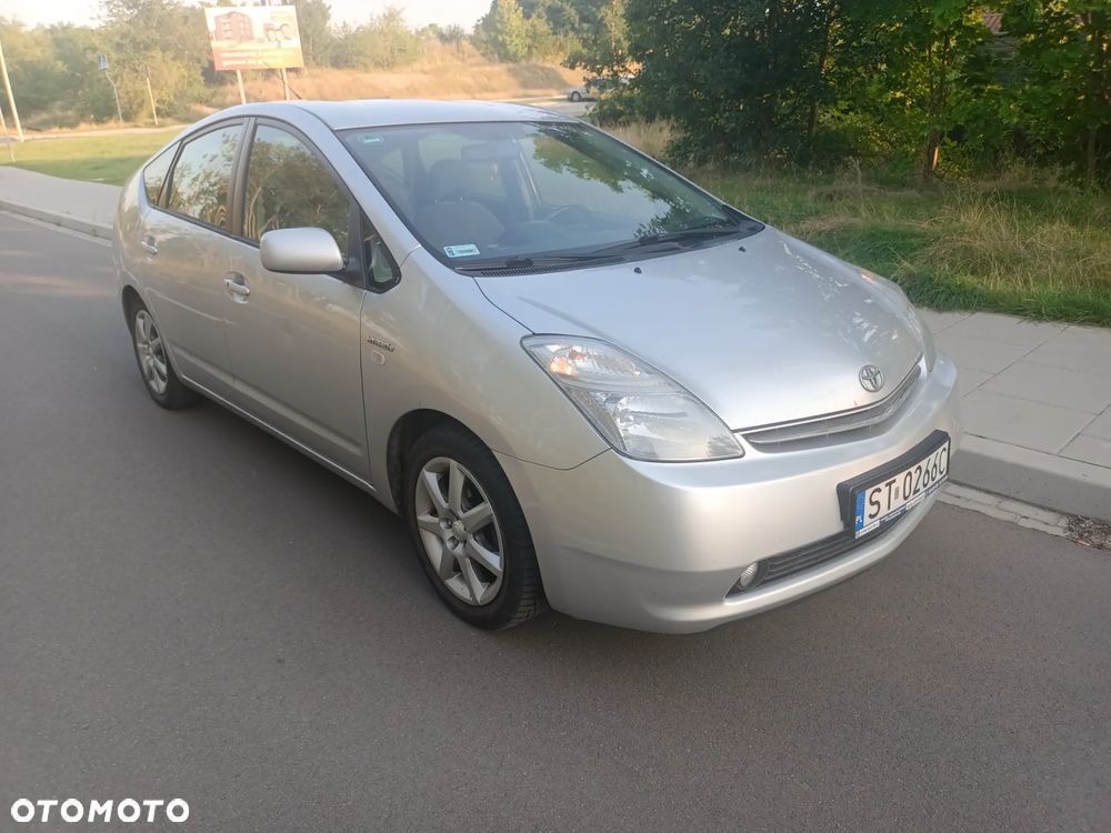 Toyota Prius 1.5 VVT-i Sol (nav) - 4