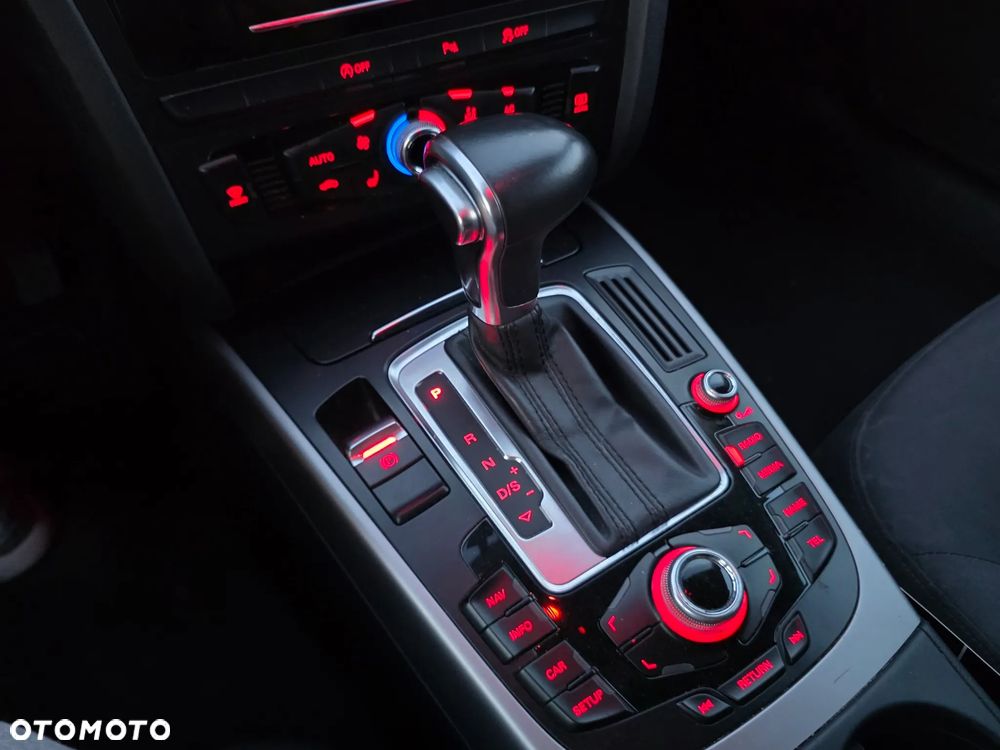 Audi A4 Avant - 10