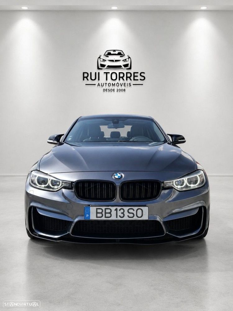 BMW 318 d LifeStyle - 11