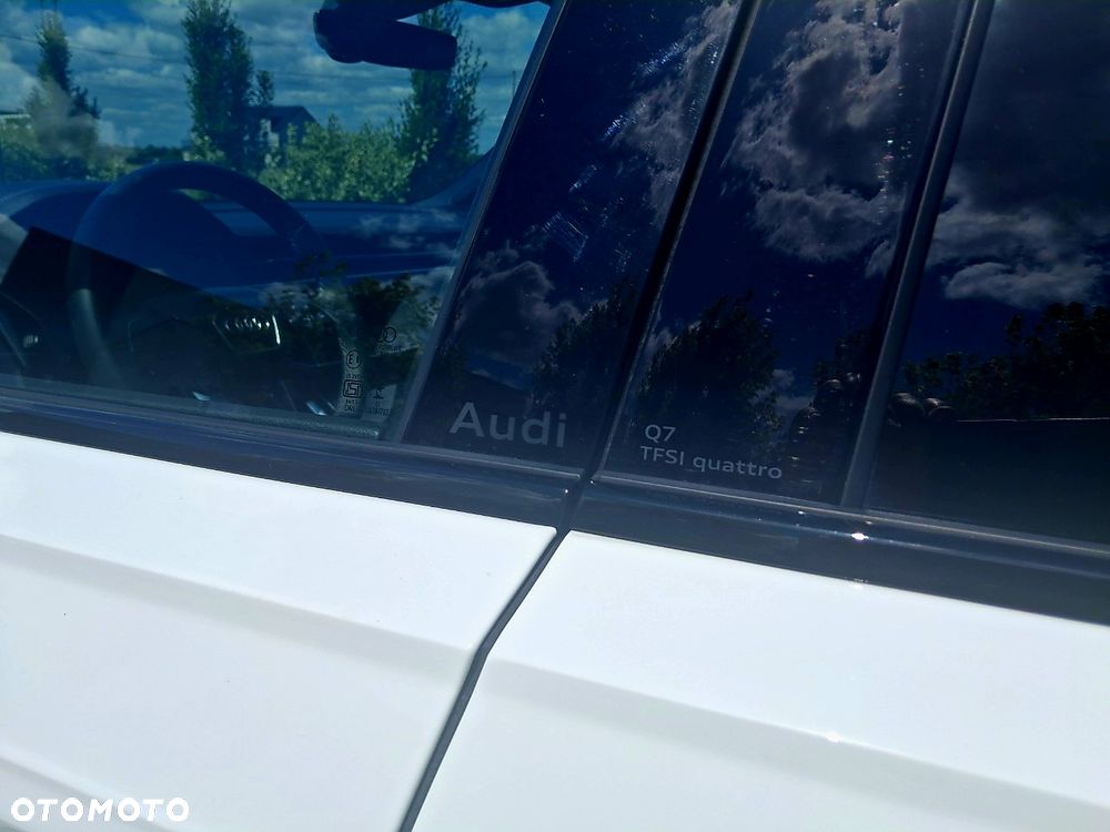 Audi Q7 55 TFSI mHEV Quattro S Line Tiptr - 33