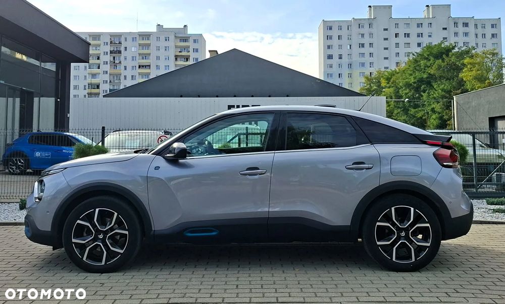 Citroën C4 EV136 50kWh Shine - 4