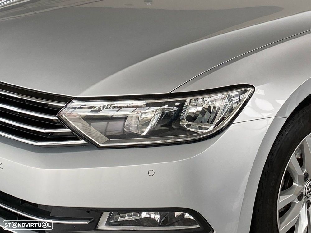 VW Passat Variant 2.0 TDi Confortline DSG - 8