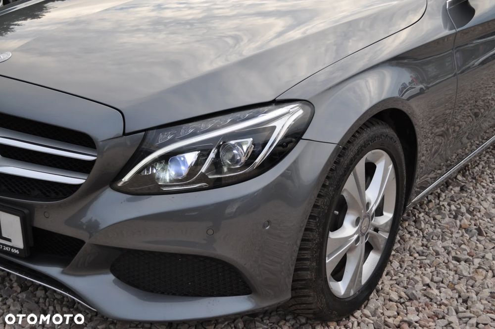 Mercedes-Benz Klasa C 180 7G-TRONIC Avantgarde - 38