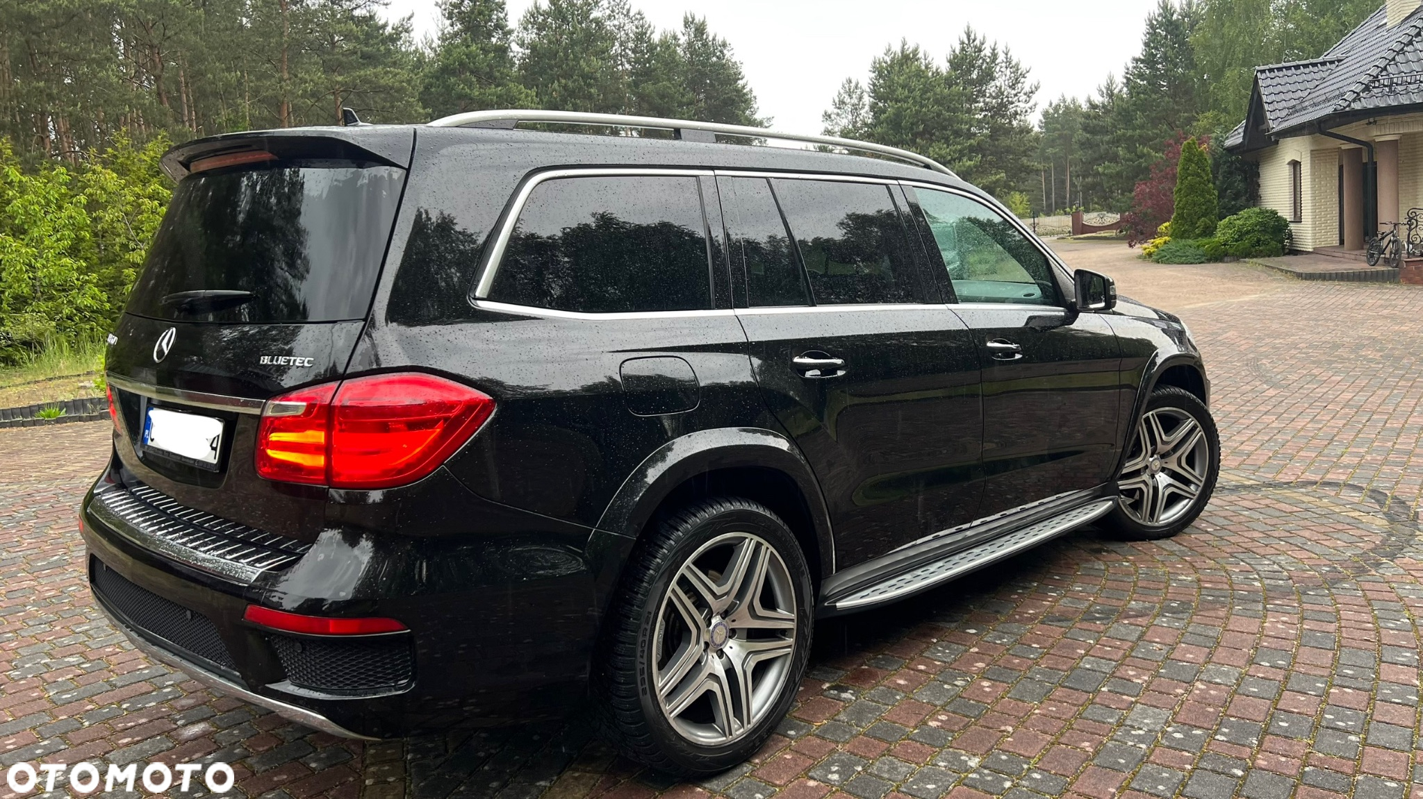 Mercedes-Benz GL 350 BlueTec 4-Matic - 4
