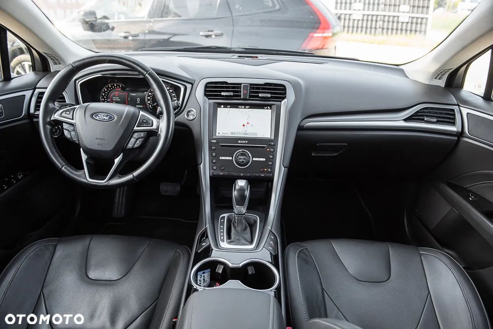 Ford Mondeo 2.0 TDCi Titanium PowerShift - 31