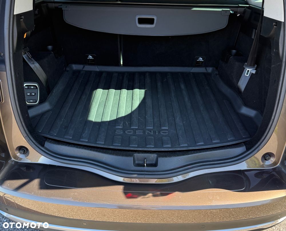 Renault Grand Scenic - 15