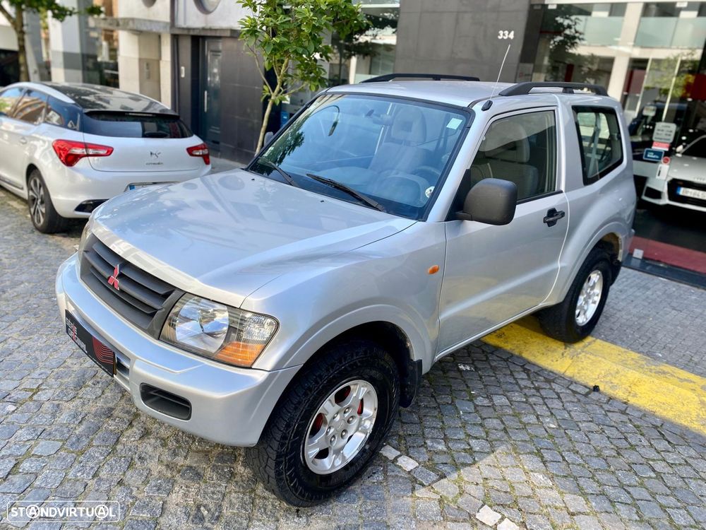 Mitsubishi Pajero 2.5 TD GLX - 2