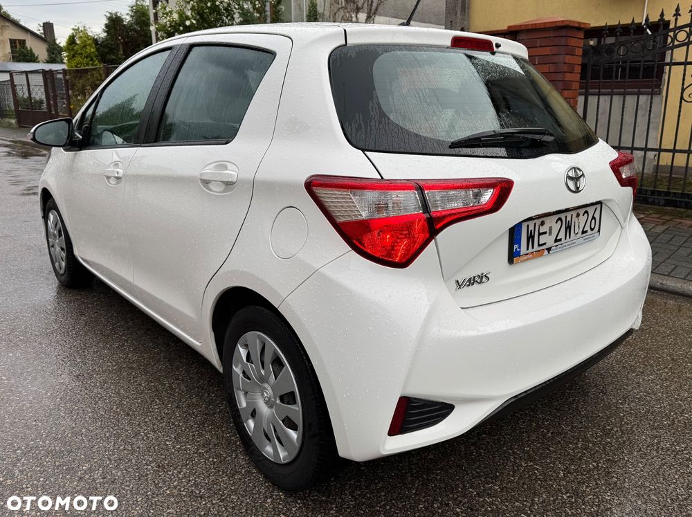 Toyota Yaris 1.0 Active - 5