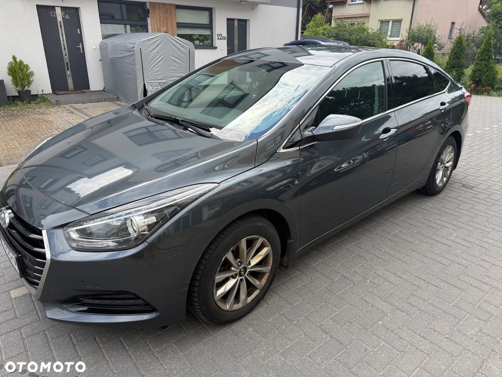 Hyundai i40 1.7 CRDi Classic DCT - 2