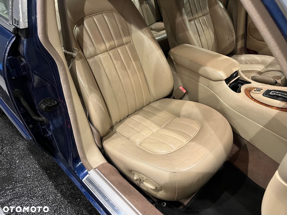Jaguar XJ 3.2 Executive - 19