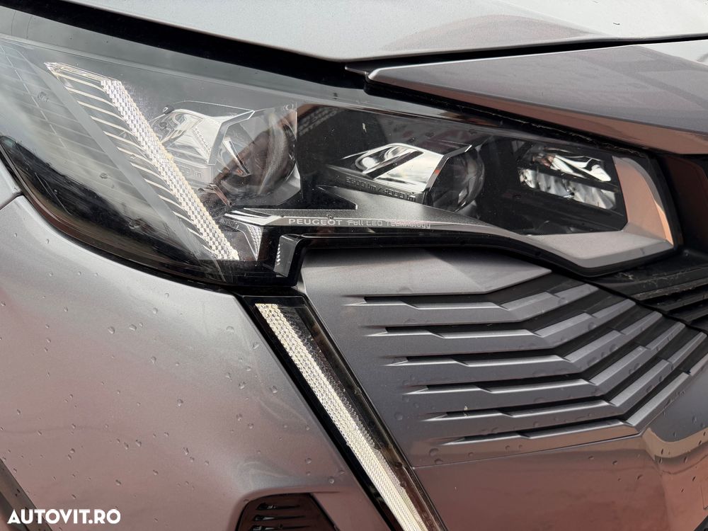 Peugeot 3008 Hybrid 225 e-EAT8 GT Pack - 37