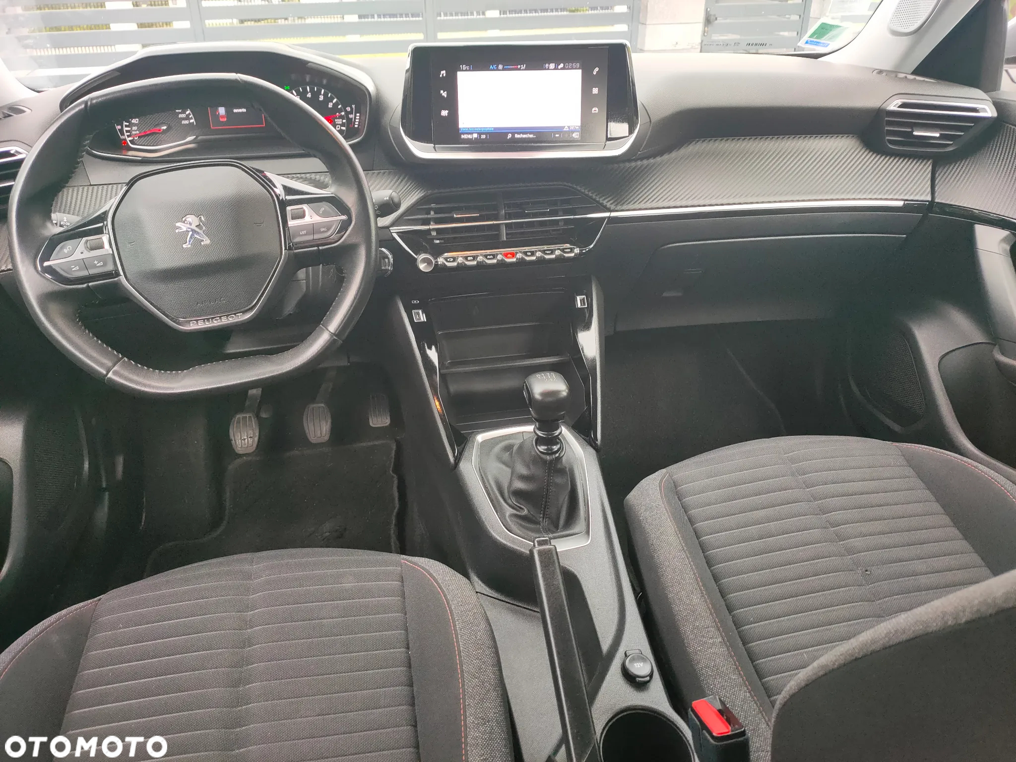 Peugeot 2008 - 7