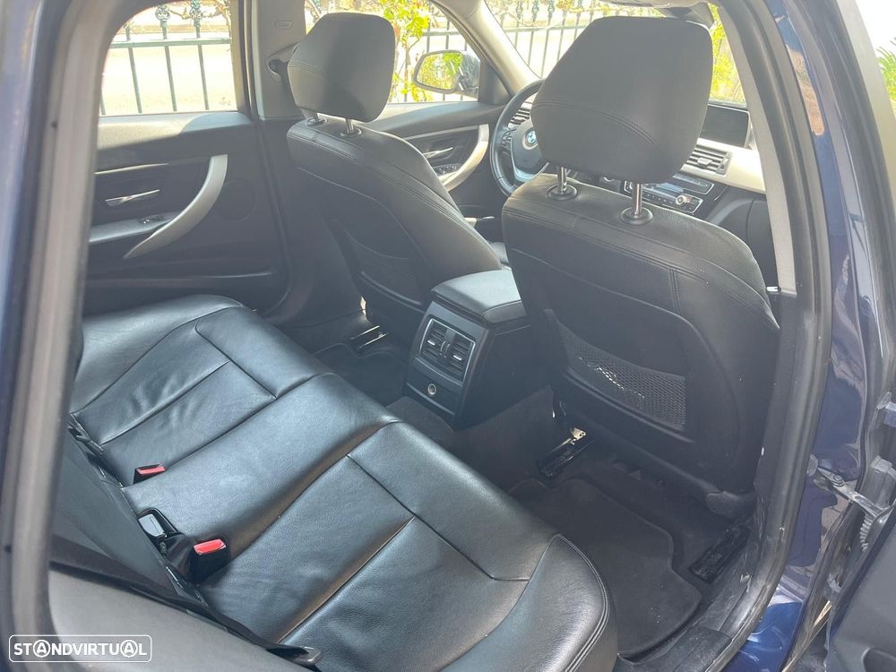 BMW 318 d Advantage - 14