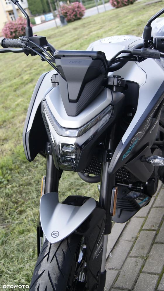 CFMoto NK - 8