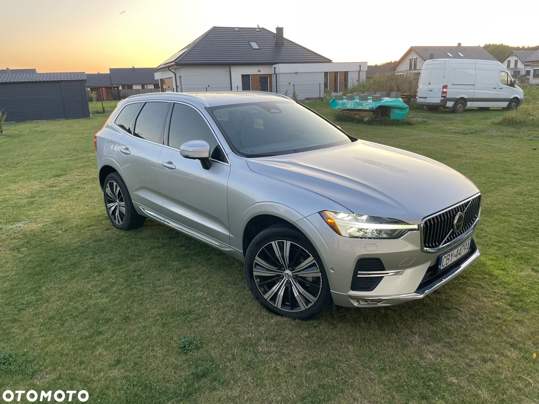 Volvo XC 60 B5 B AWD Plus Bright - 4