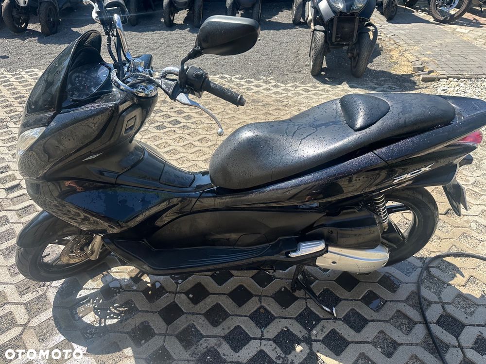 Honda PCX - 8