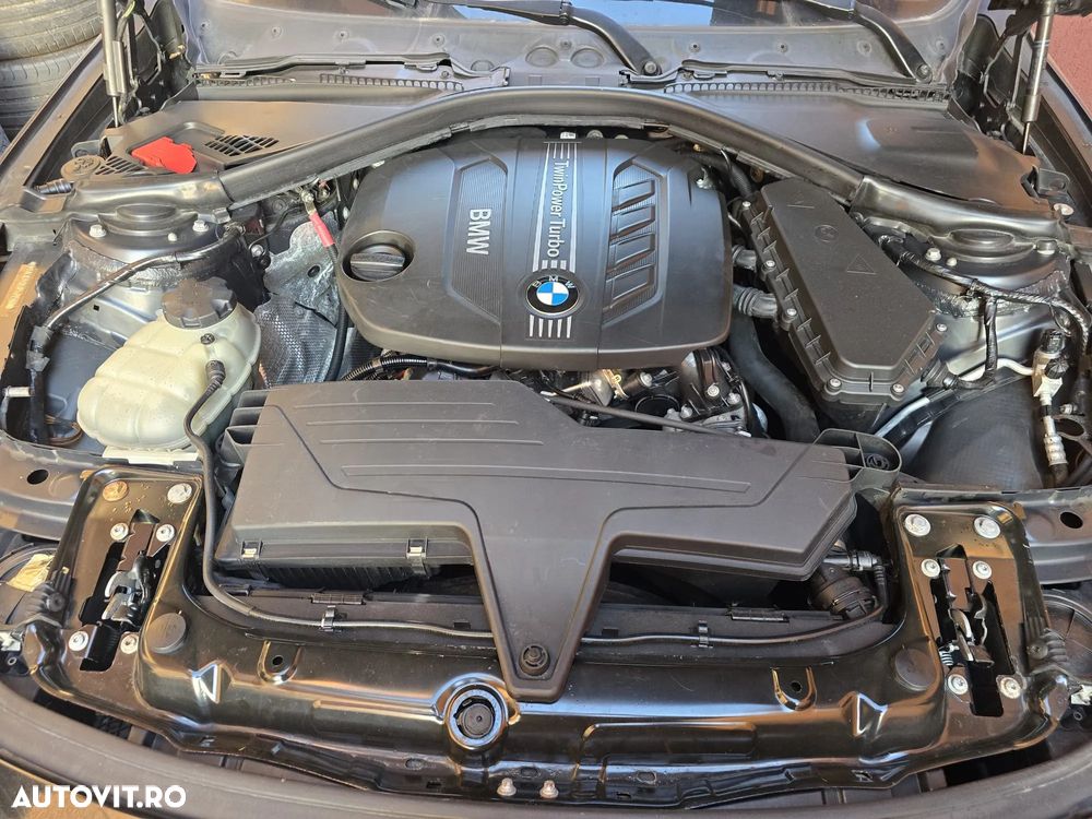 BMW Seria 3 318d - 5