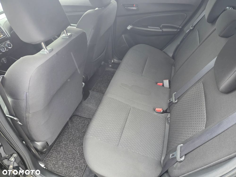 Suzuki Swift 1.2 Dualjet Hybrid Allgrip Comfort - 13