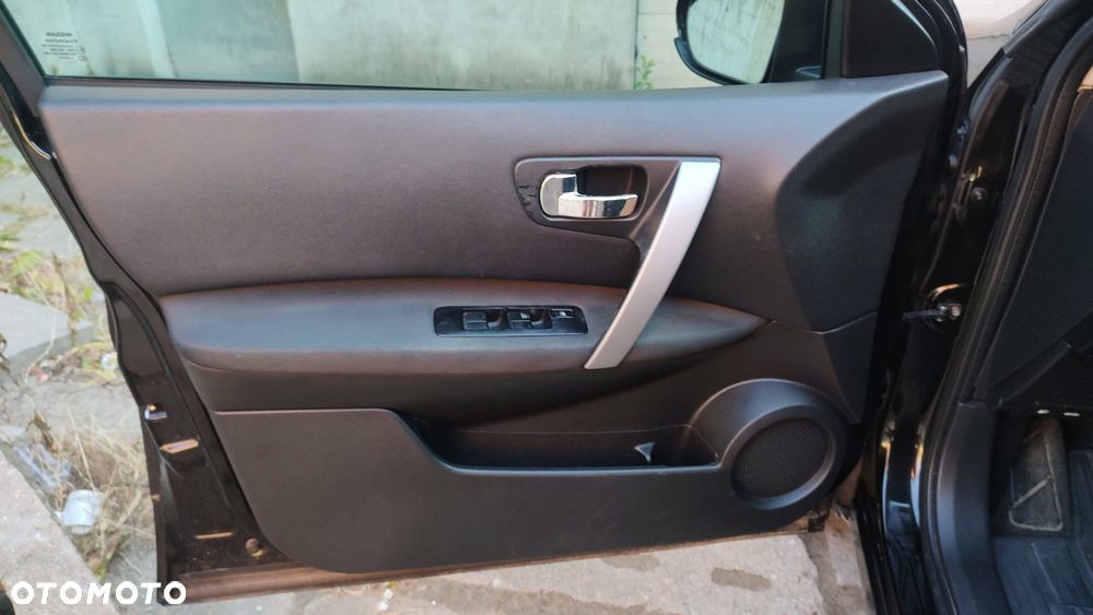 Nissan Qashqai - 14