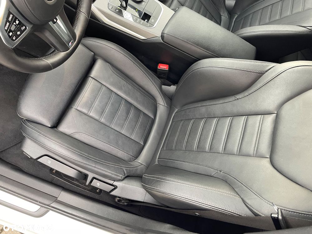 BMW Seria 3 320d M Sport Shadow sport - 25