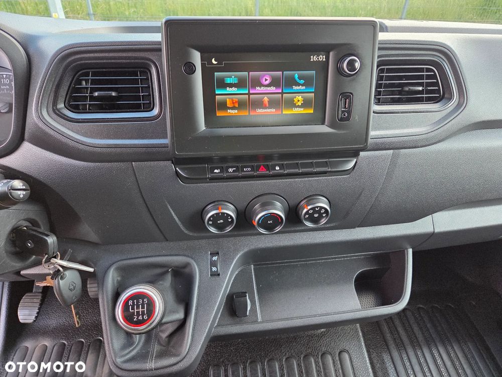 Renault Master - 18