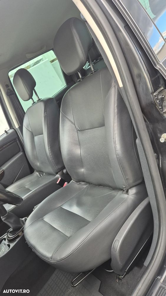 Dacia Duster 1.6 4x2 Laureate - 15