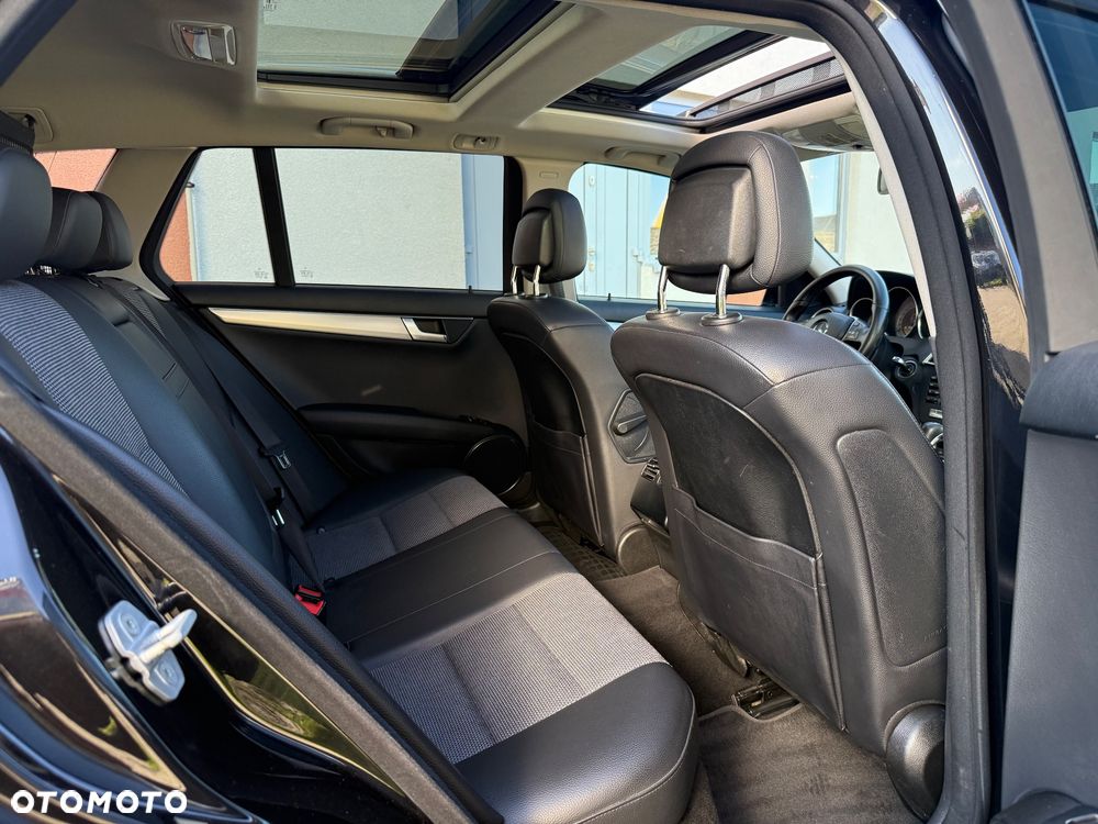 Mercedes-Benz Klasa C 220 CDI 7G-TRONIC Avantgarde Edition - 17