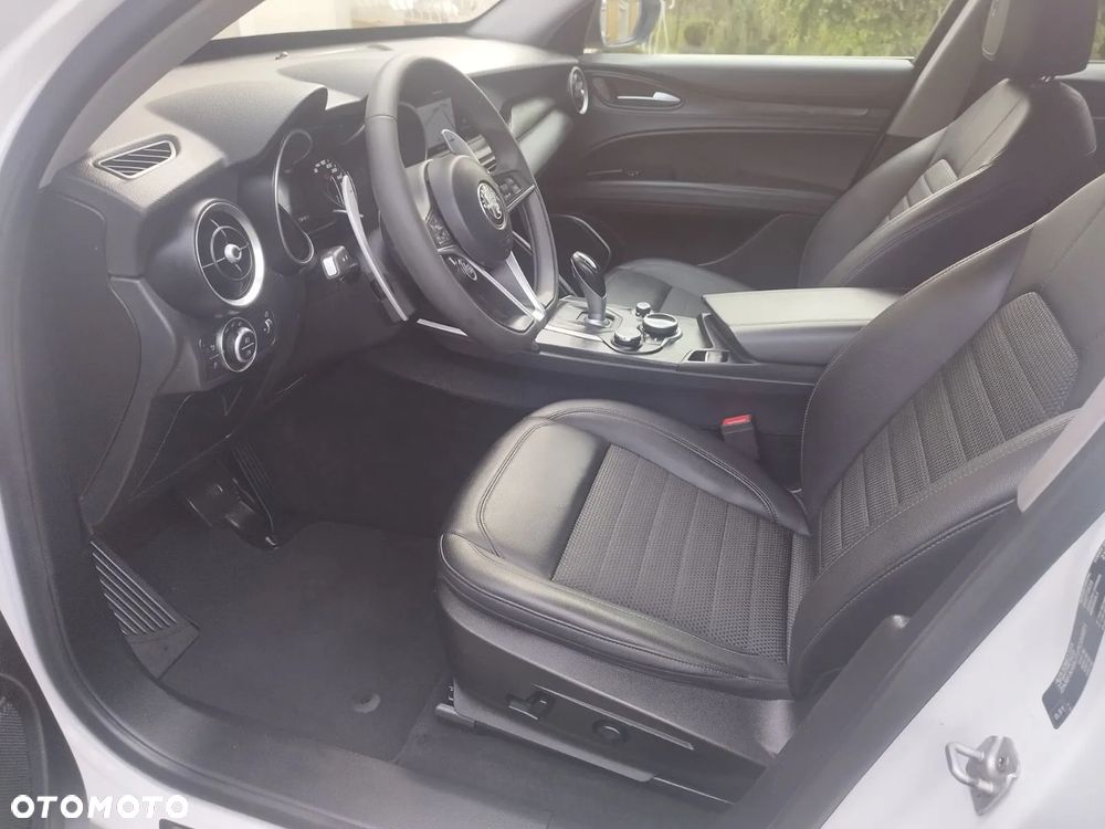 Alfa Romeo Stelvio 2.2 Diesel 16V AT8 Q4 Super - 8